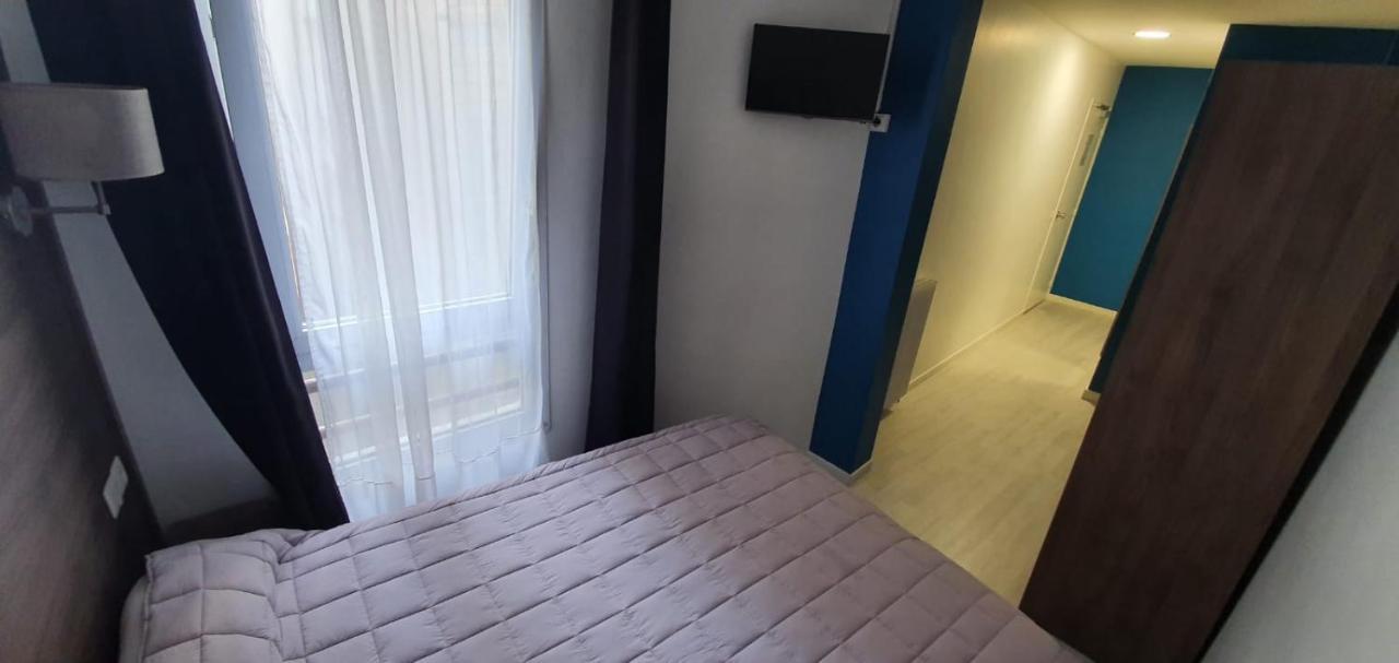 Hotel Des Pyrenees - Entre Bastille Et Nation Paris Eksteriør billede